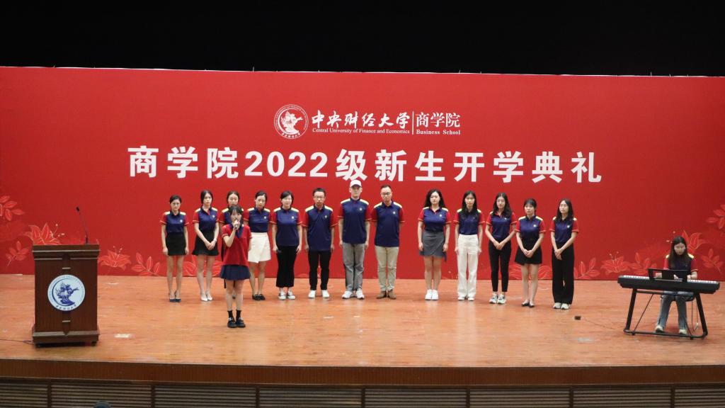张雅智摄-